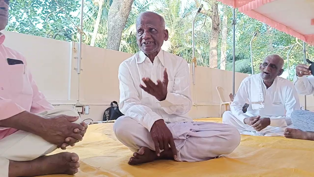 Vidya Sri Ramlingappa Sir Achyuta Ashram Upadeshaka Speech in Hampi. 