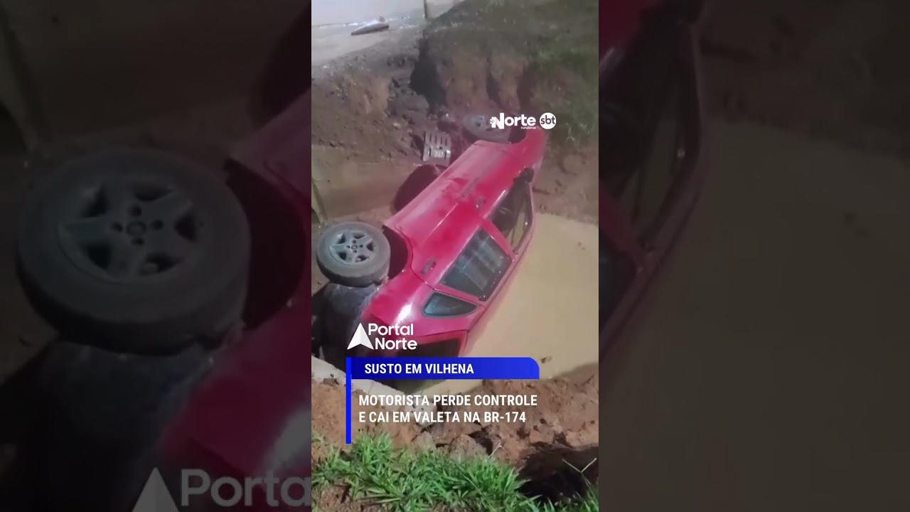 Um VW Gol ficou preso em uma valeta na BR-174 durante a madrugada deste domingo