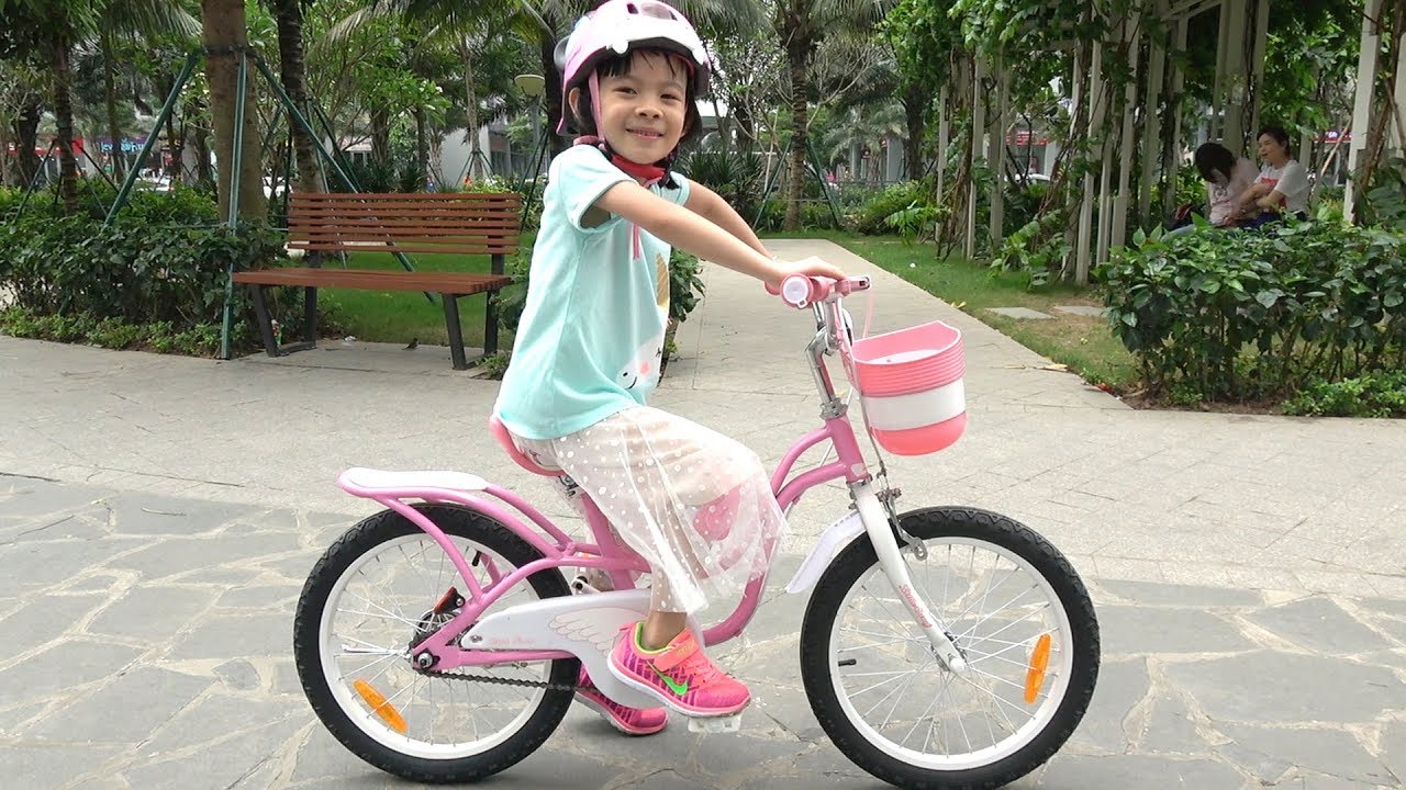 Bé Tập Xe Đạp Siêu Tốc – Thật Không Thể Tin Nổi Hì Hì Hì ❤ AnAn ToysReview TV ❤