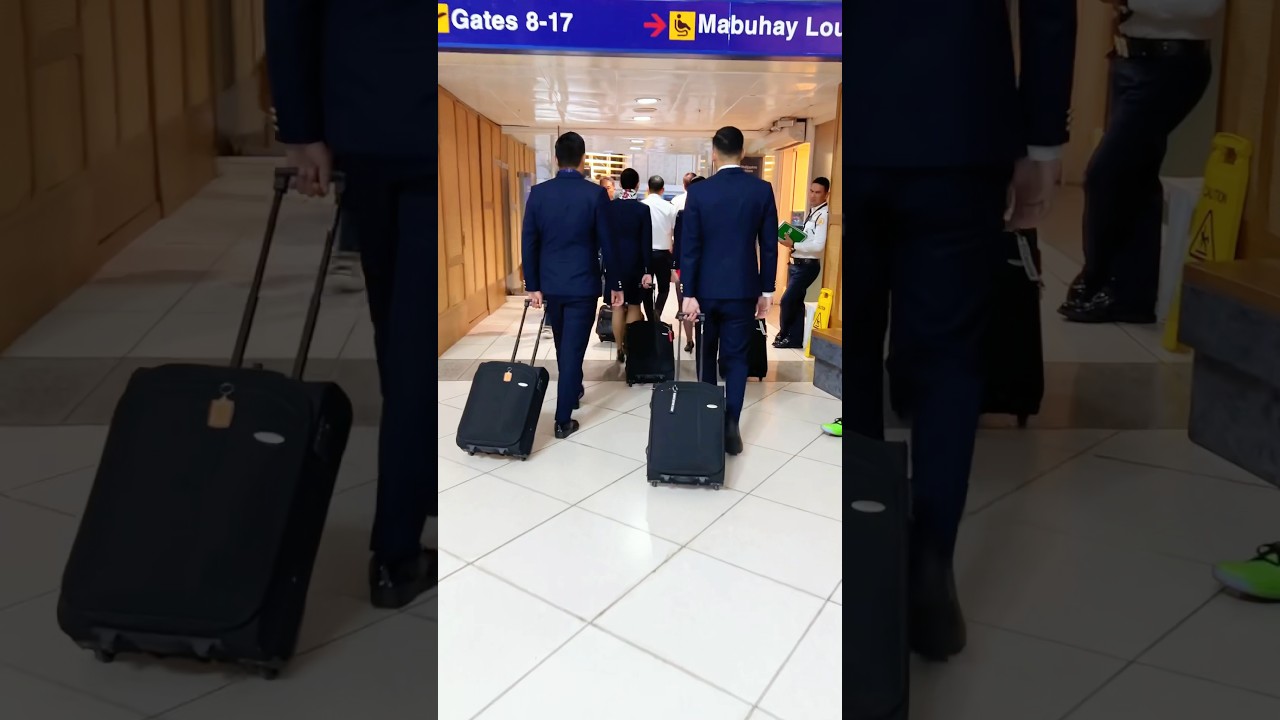 PAL EXPRESS CREW MEMBERS #cabincrew #cabincrewlife #flightattendant #pilot #airlines #airport #fyp