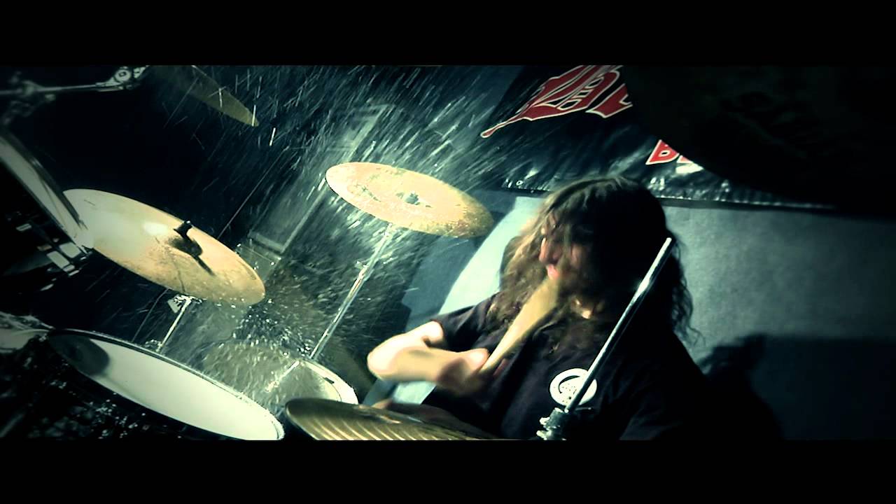 BERSERKER - Zu viele Menschen (Official Video)
