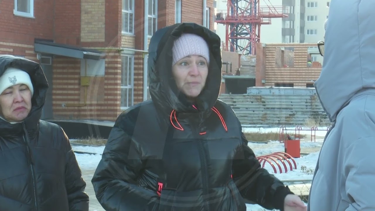 Жители новых домов в микрорайоне 