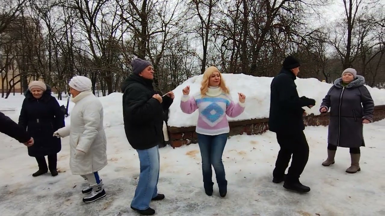 14.02.2026.💃🕺Сизая голубка.В Гомельском парке.