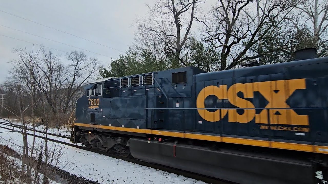 CSX R123-03 Clarksburg, WV #railroad #railway #train #railfan #csx #csxtransportation 