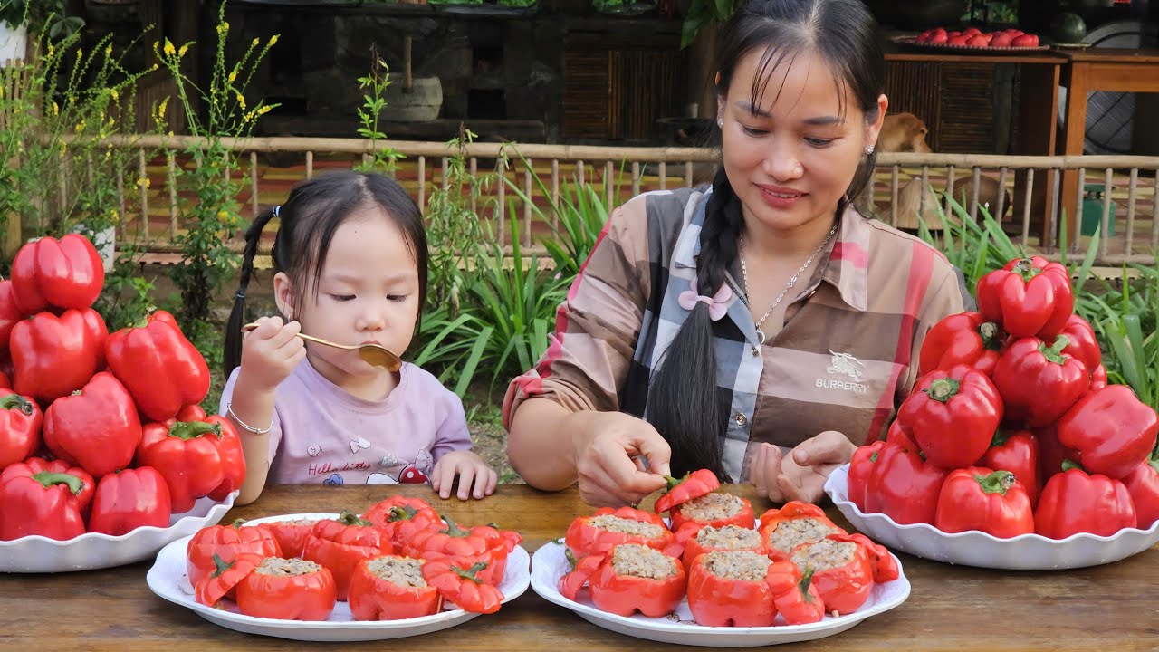 Stuffed Bell Peppers Recipe - Cozy Family Dinner with My Daughter | Ly Phuc An