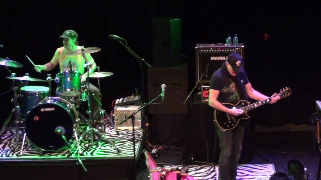 JAN AKKERMAN  part 1 of  10  Metropool  Hengelo  2011-1-22  .WMV