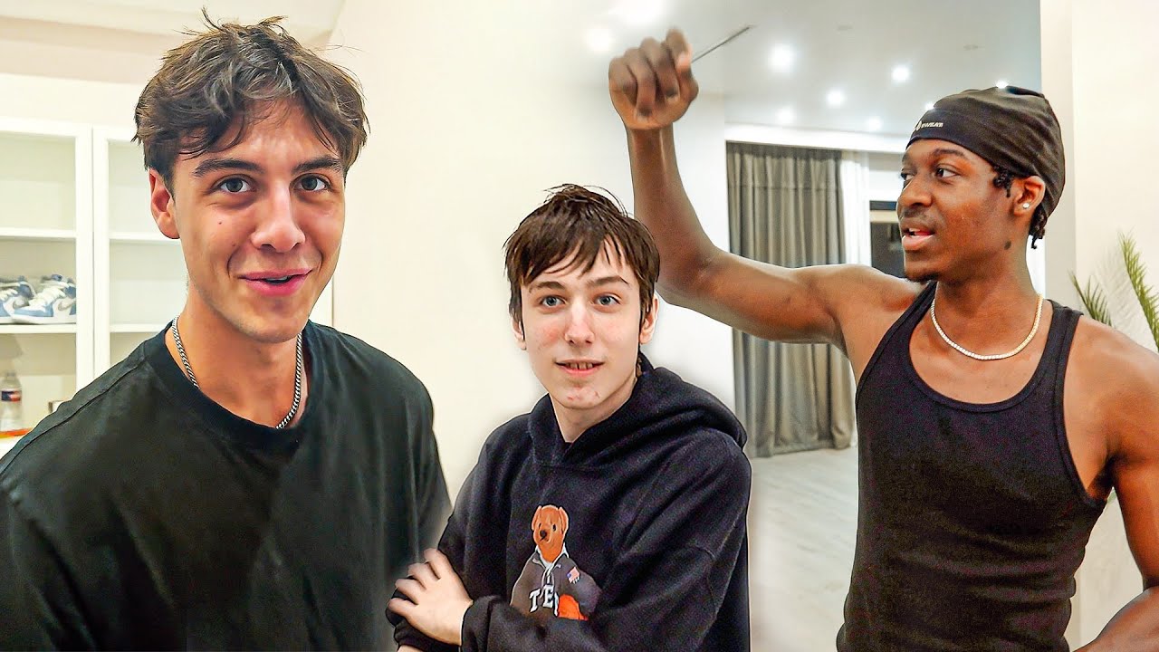THEY STARTED A WAR IN THE AGENT HOUSE!
