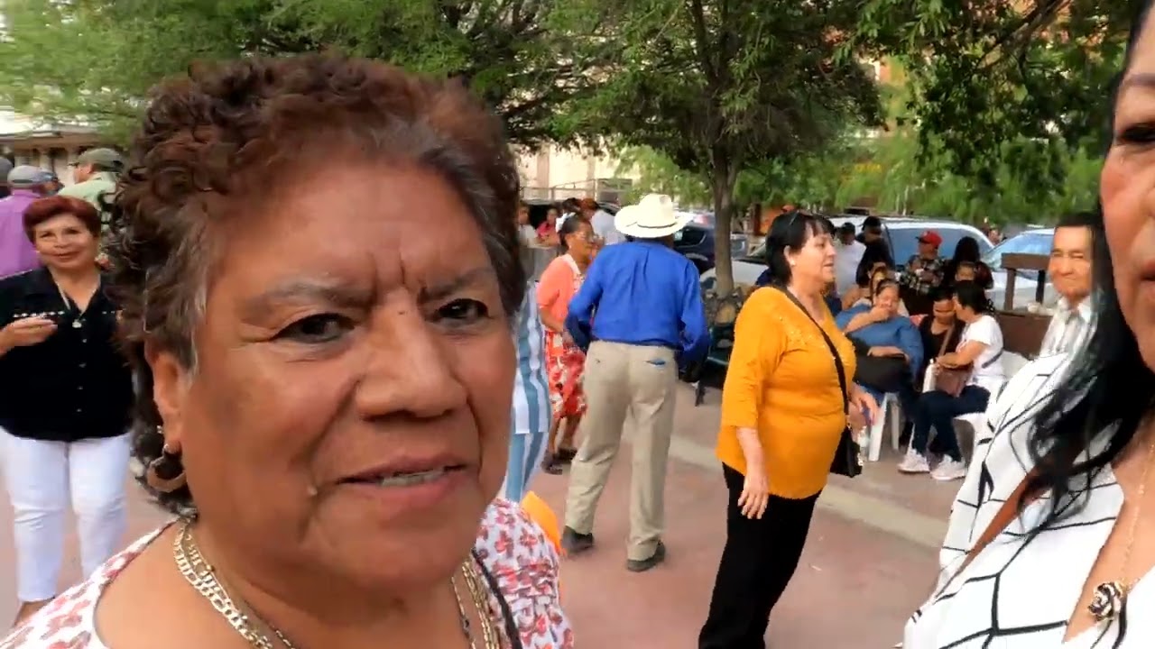 Lagunero para el Mundo se dió vuelo en el baile de la Plaza de Armas de Torreón.