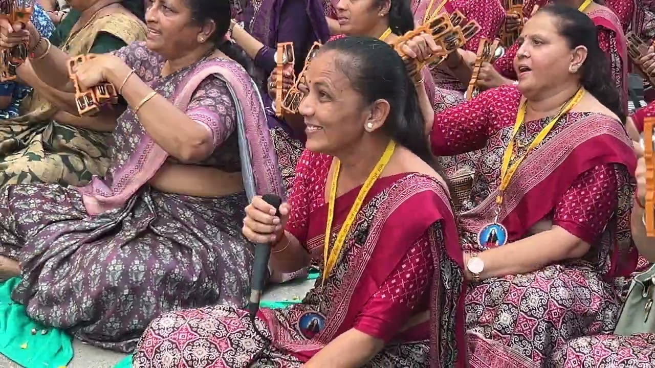 ચાલો મારા ગુરુજી ને દેશ…