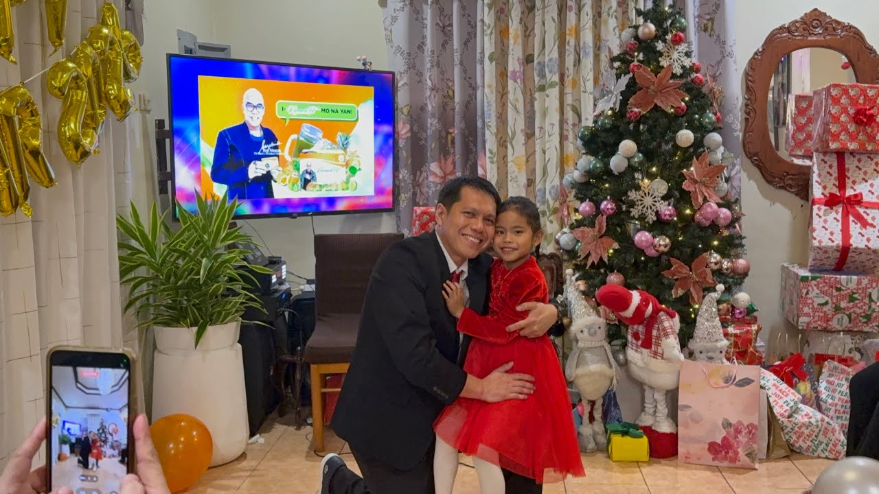 Daddy daughter dance Happy Christmas