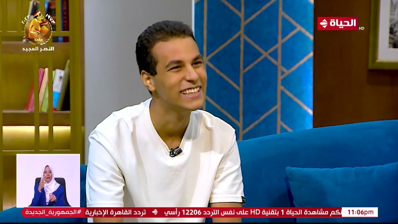 واحد من الناس - عمر حفيد الفنان أحمد نبيل ودخول مفاجئ في الاستديو..  واخد نفس الجينات