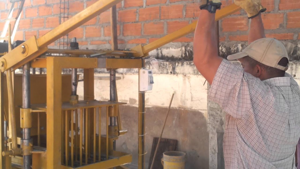 M&aacute;quina Bloquera  Gracomaq