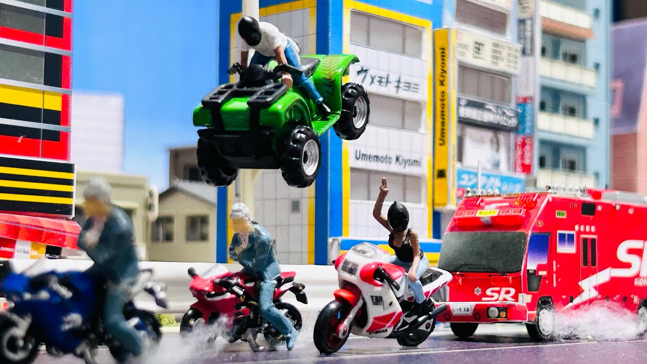 【トミカコマ撮り】バイクダイジェスト！！カーチェイス、事故、取締り、緊急走行！ミニチュアnゲージ とジオラマで再現【はたらくくるま】
