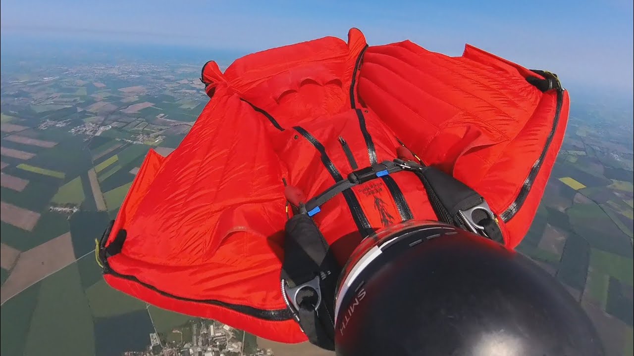 Wingsuit skydive @TONYSUITS Rebel Freebird in Prostejov