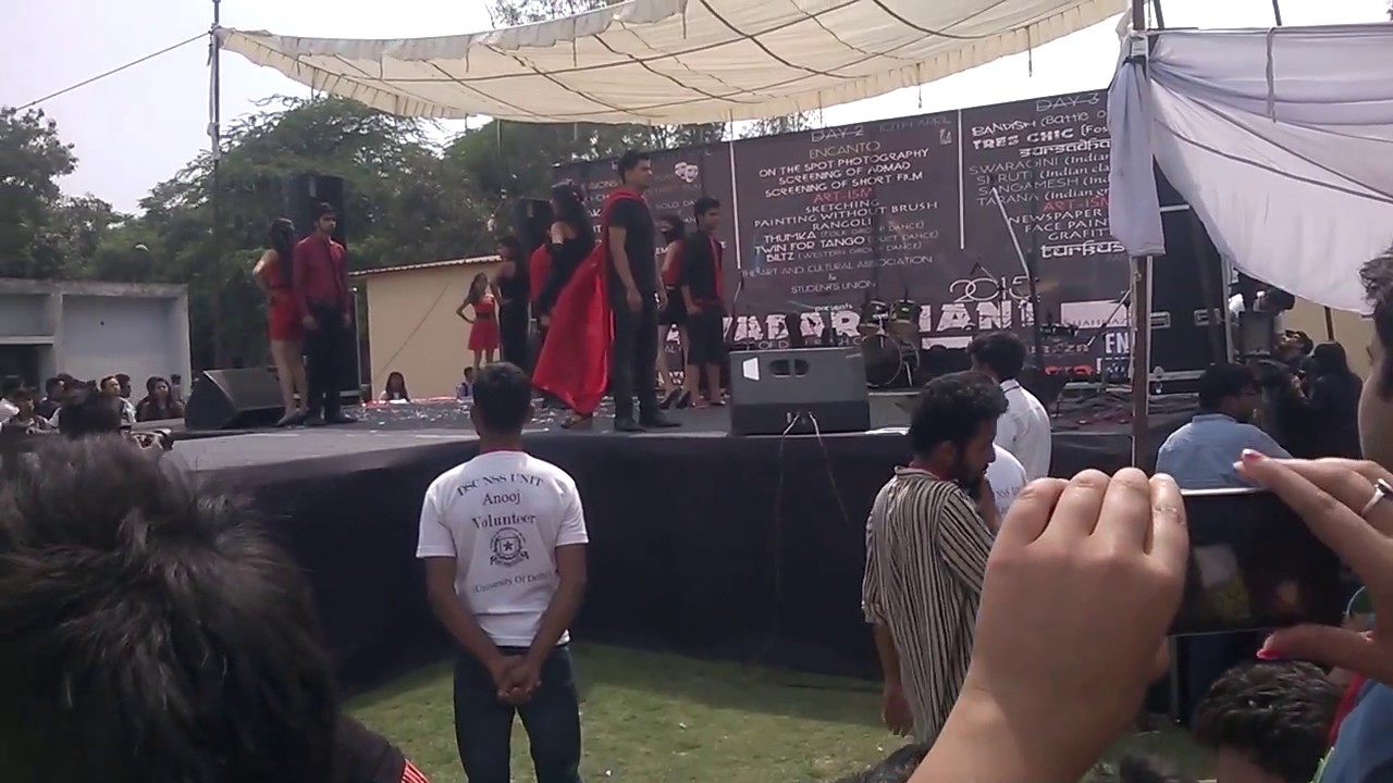 Dyal Singh College, DU FASHION SHOW