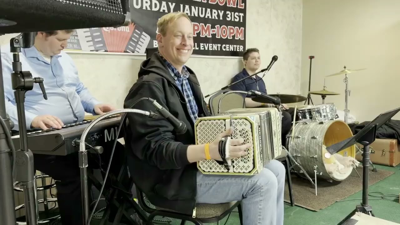 Adam Munsterman Waltz - at the 47th Concertina Bowl in Blaine, MN.