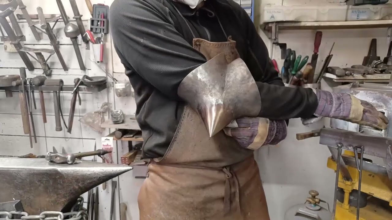 Making a Couter, Armour for the elbow