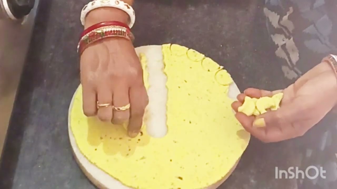 Sham ka nashta suji ke kaju namak pare#viral #recipe #indian#food 