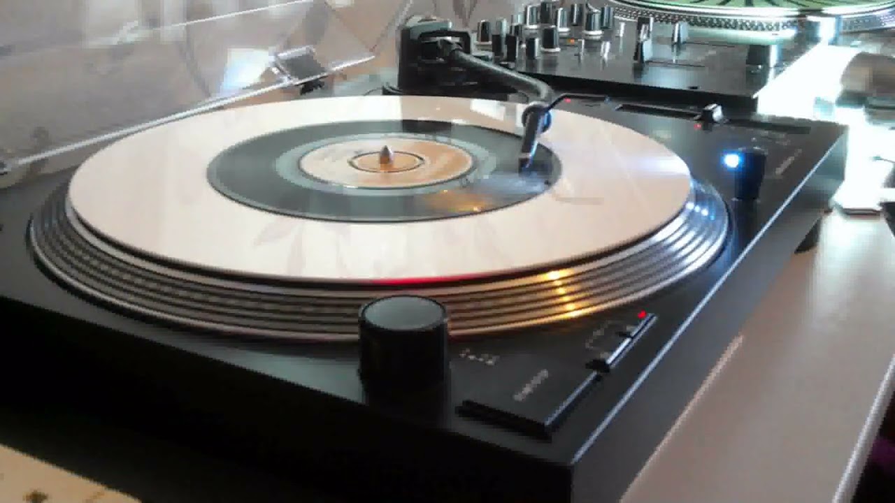 Amen Corner - High In The Sky (Deram) {By oldiesbutgoodies45}.