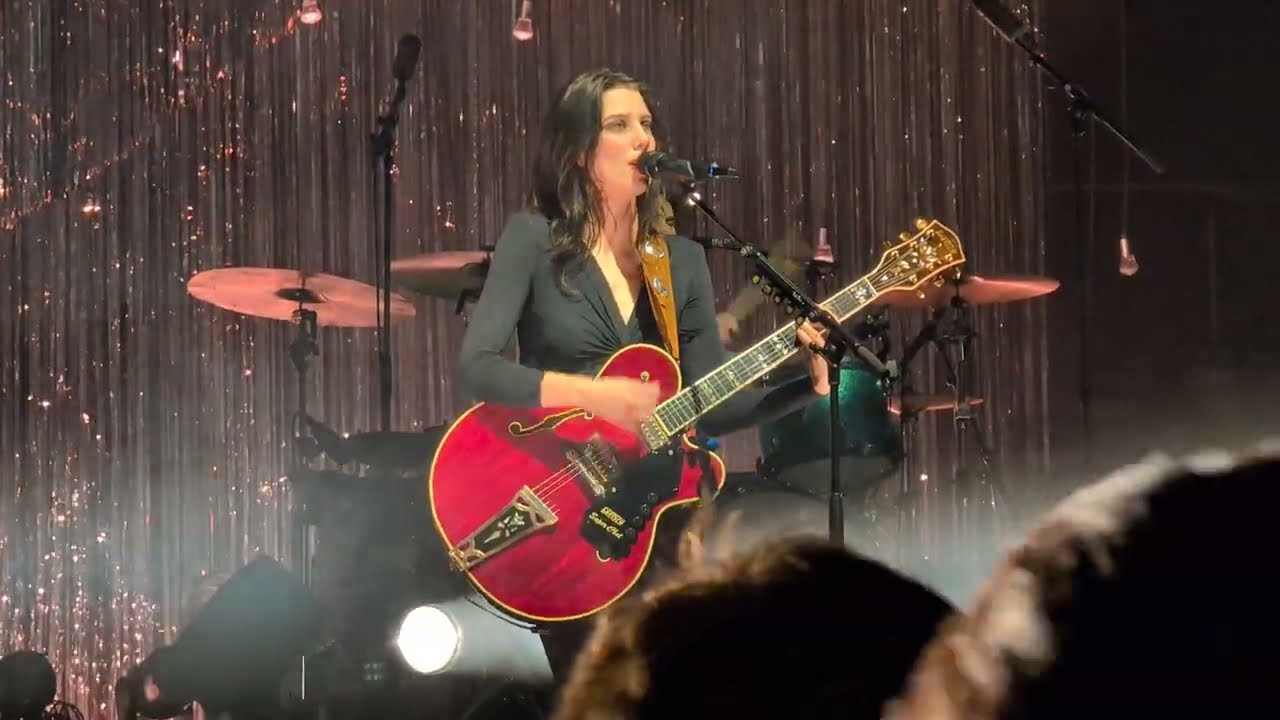 Wolf Alice - How Can I Make It OK? | Live in Cologne (E-Werk) 2025