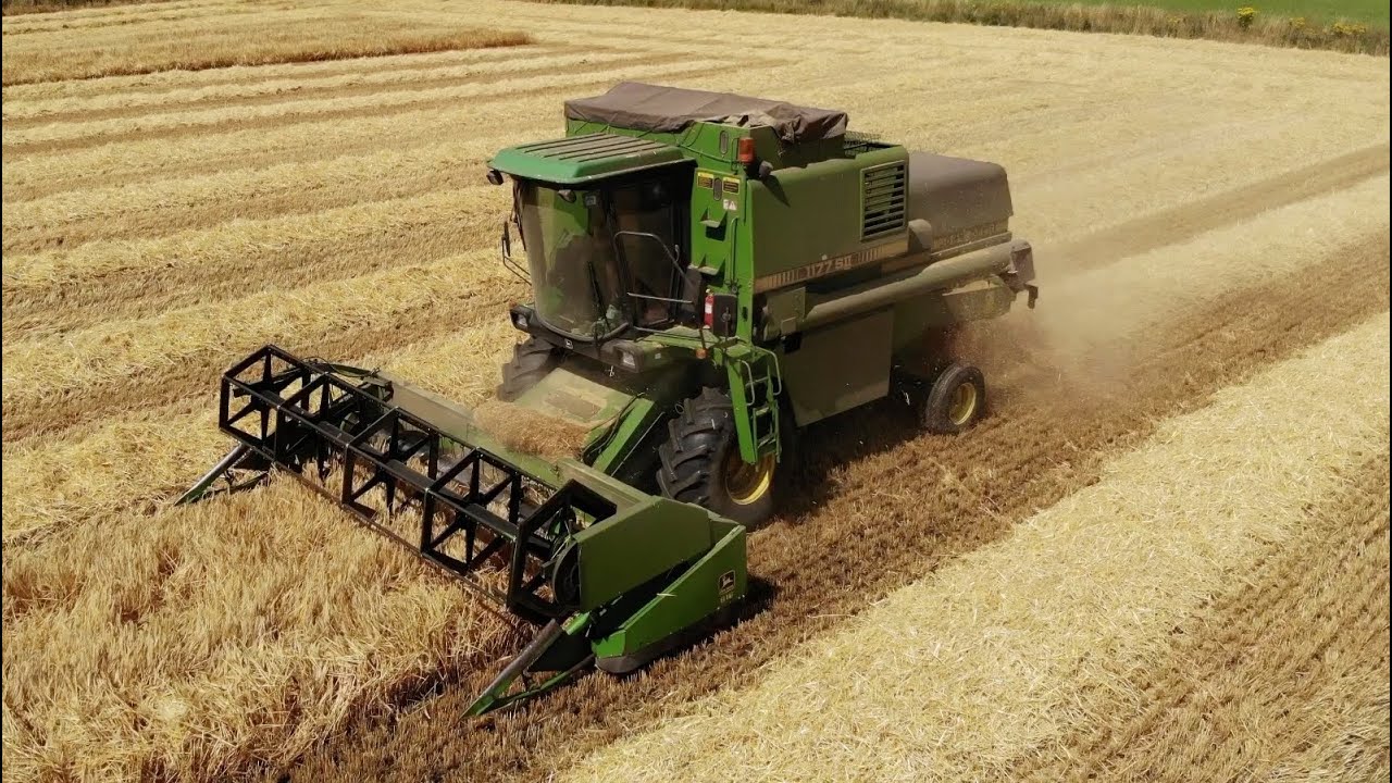John Deere 1177 SII Combine Harvester