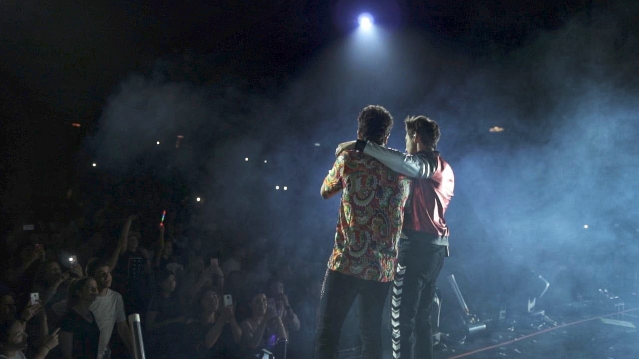 Jorge Blanco and Sebastian Yatra performing Traicionera