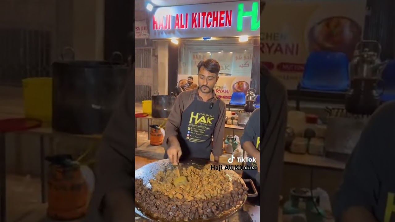 Memoni sehri in Gulshan Iqbal at Haji Ali Kitchen