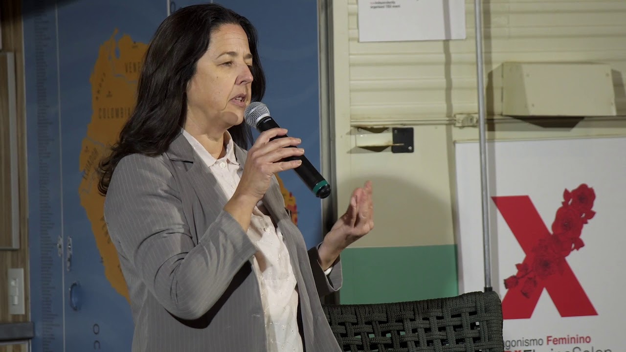 Por quê usamos tantas máscaras no dia a dia? | Vanderléia Will | TEDxFloripaSalon