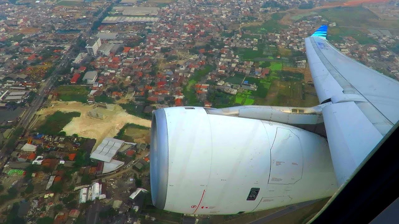 SCENIC GARUDA INDONESIA Airbus A330-300 ONBOARD TAKEOFF from Jakarta Airport (CGK)!