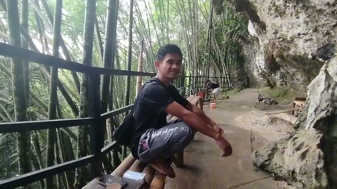 @Nurmineryanti88 pemakaman batu yang berusia 300 tahun ketekesu toraja utara