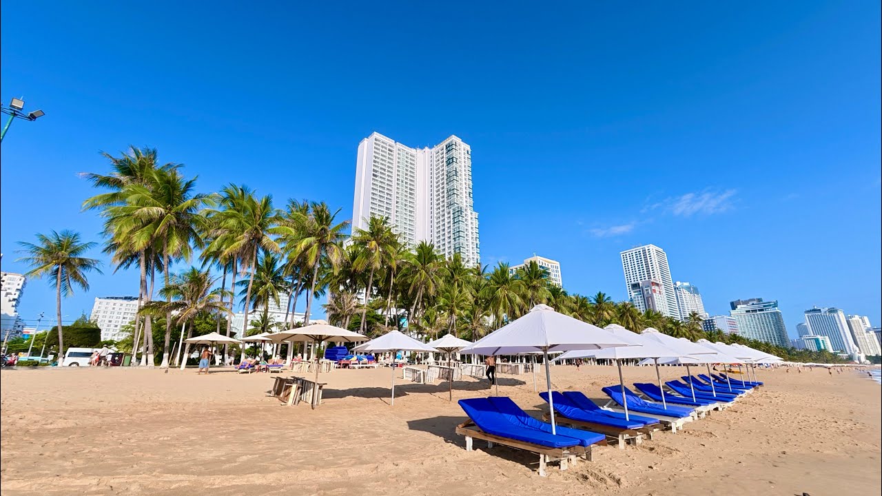 Nắng Ngập Tràn Trên Biển Nha Trang - Du Lịch Hè Về | NTTT