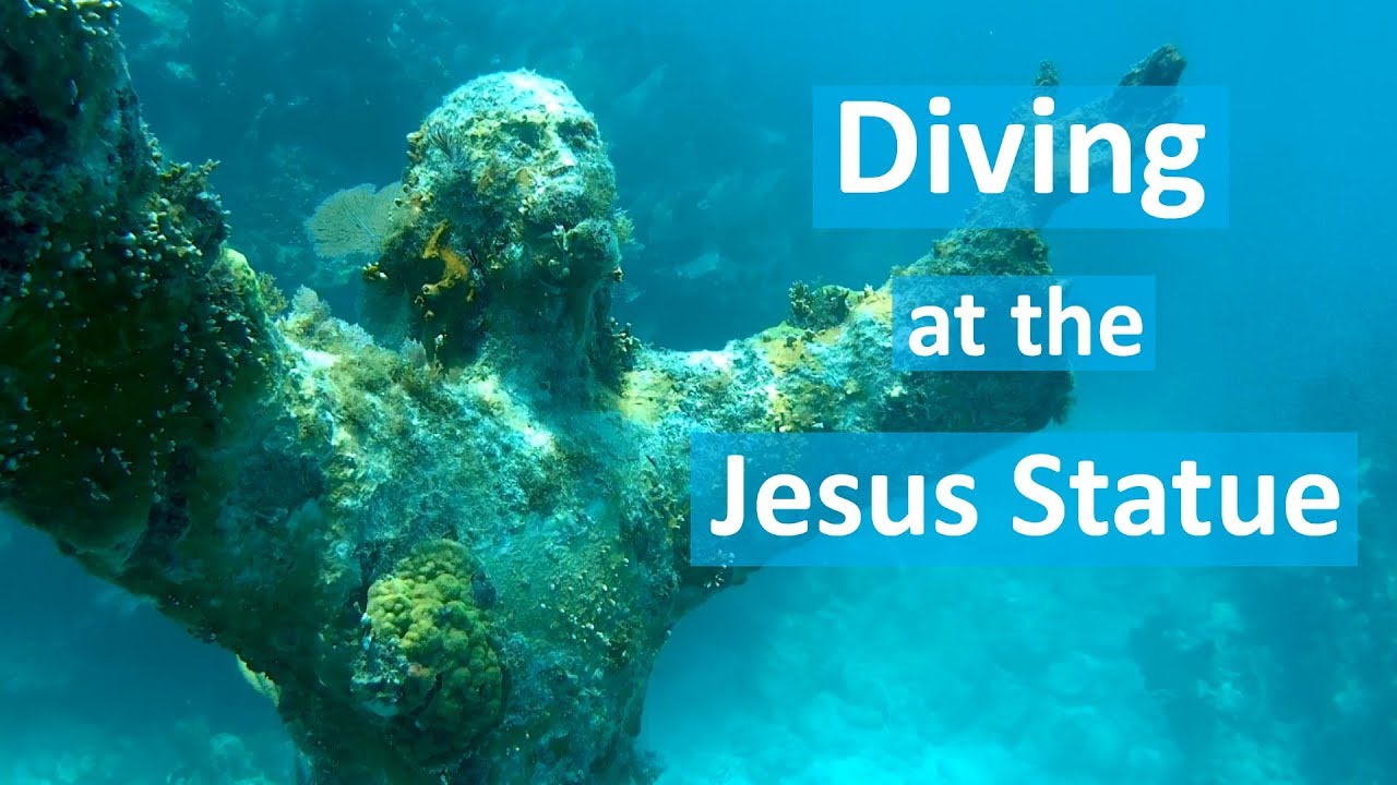 Diving at the Jesus Statue