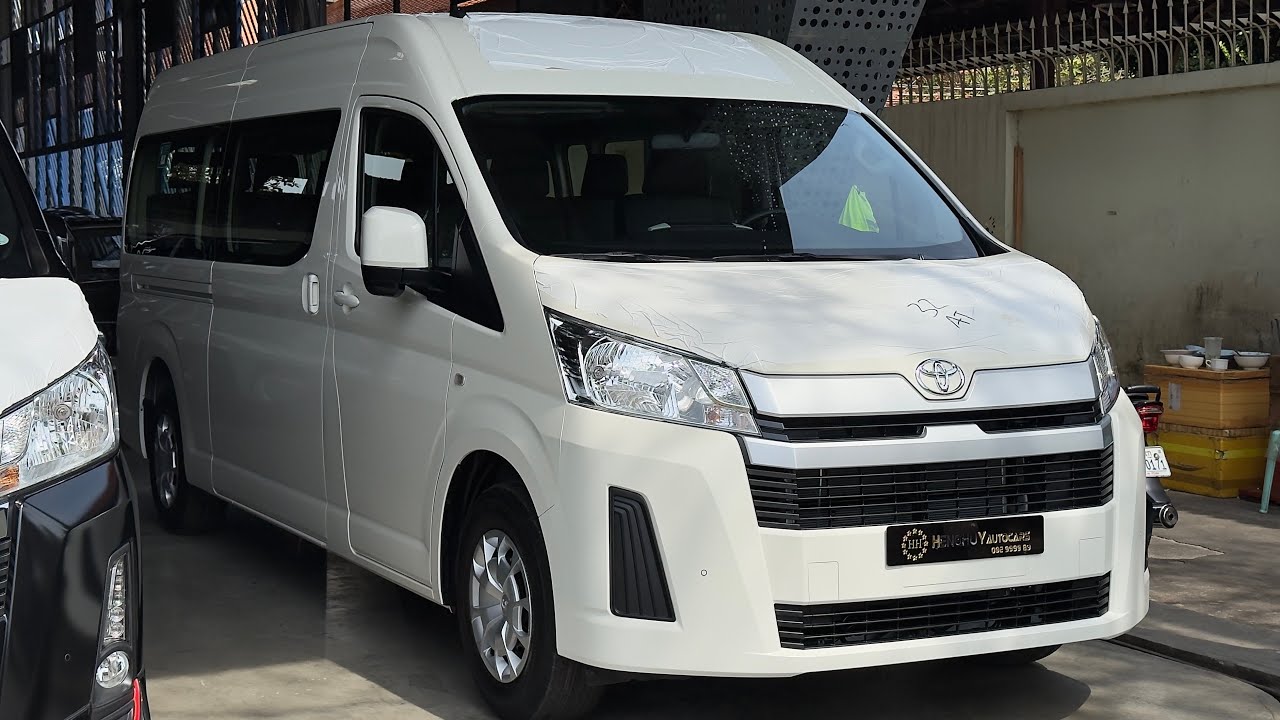New Toyota Hiace 14seats 2026 - interior and exterior 