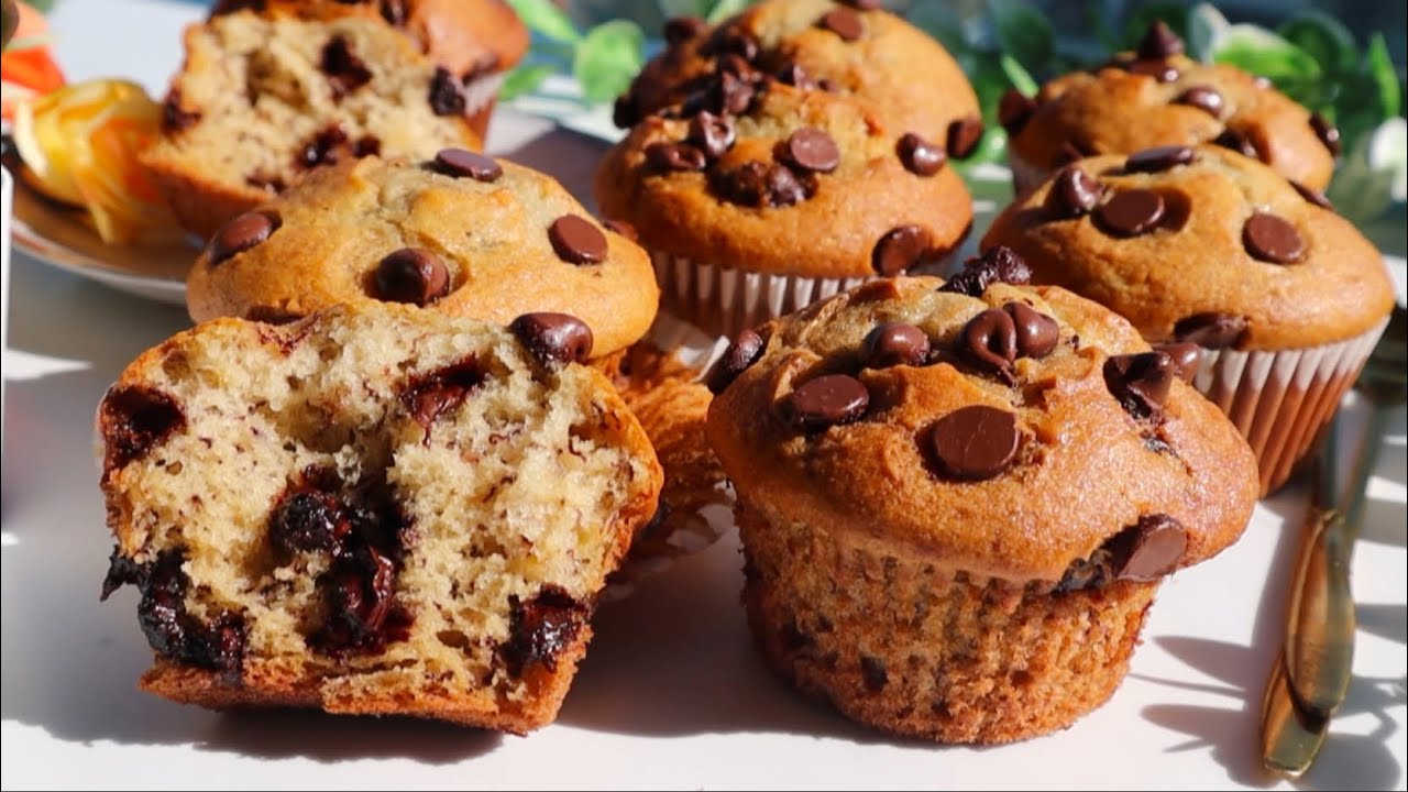 Mix Everything & put it in the Oven!! The Simplest and most Delicious muffin recipe! Banana Muffins!