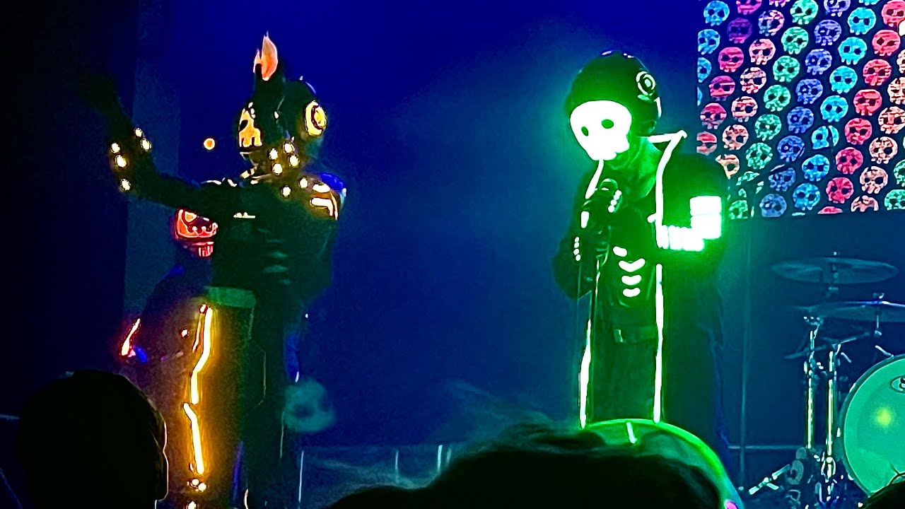 THE LIVING TOMBSTONE - SOMEBODY | Live in Glasgow, Scotland, 1st of June 2025