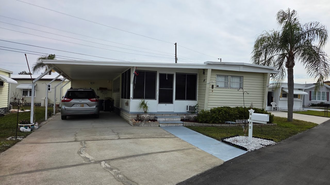 Magnolia Manor (55+ Community) 4173 72nd St N, St Petersburg FL 33709