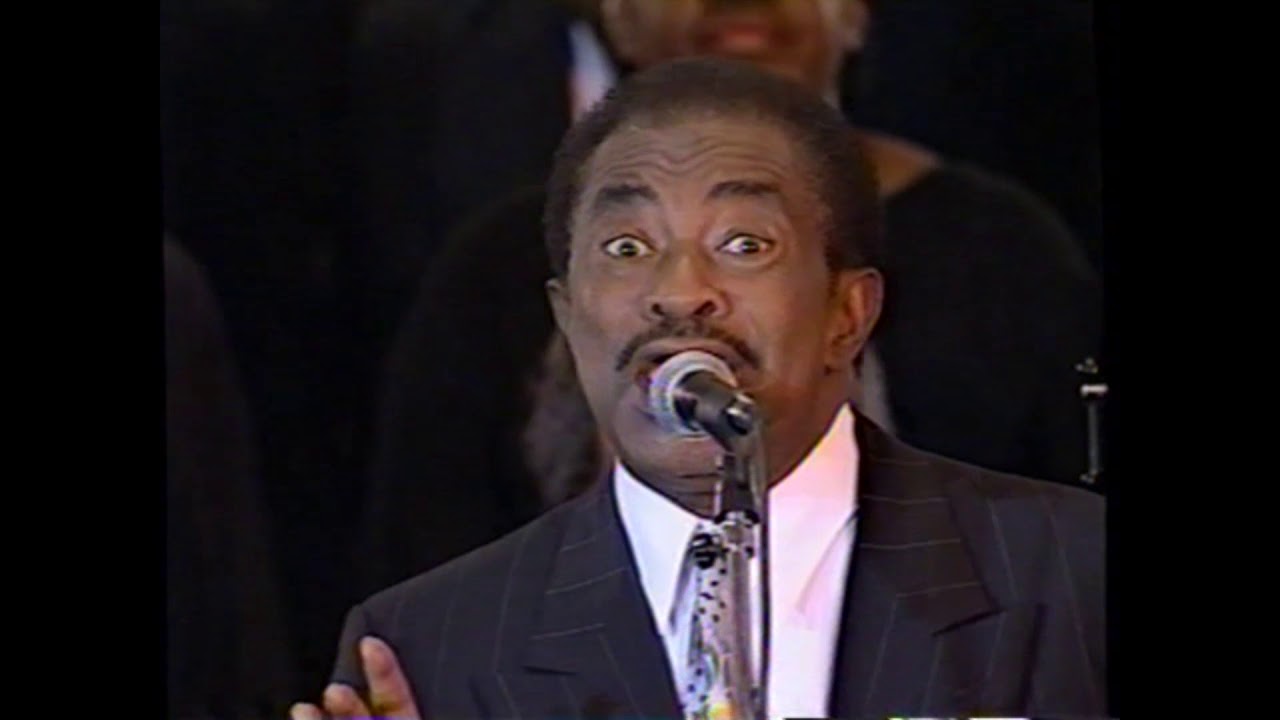 Rev Cleophus Robinson & The Robinson Family - There's Only One Bridge