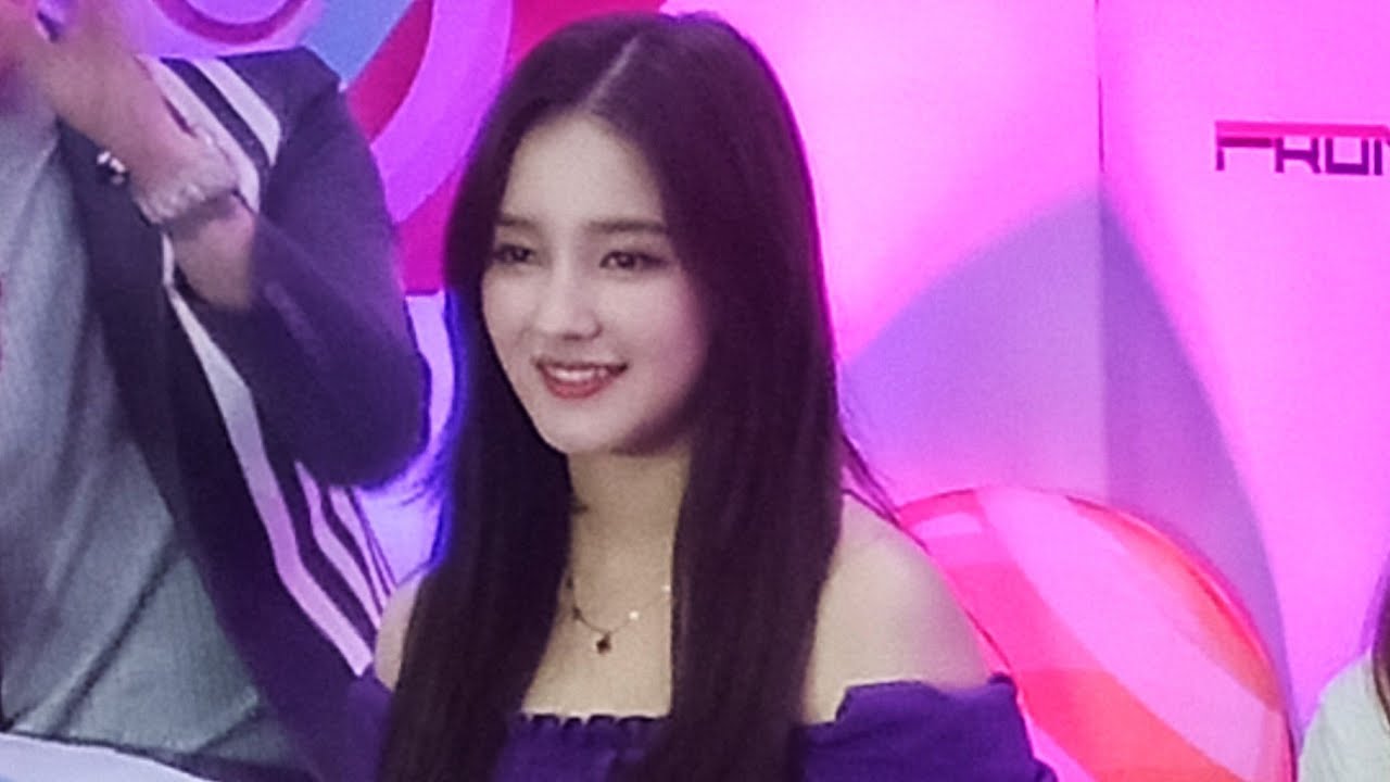 MOMOLAND in the Philippines