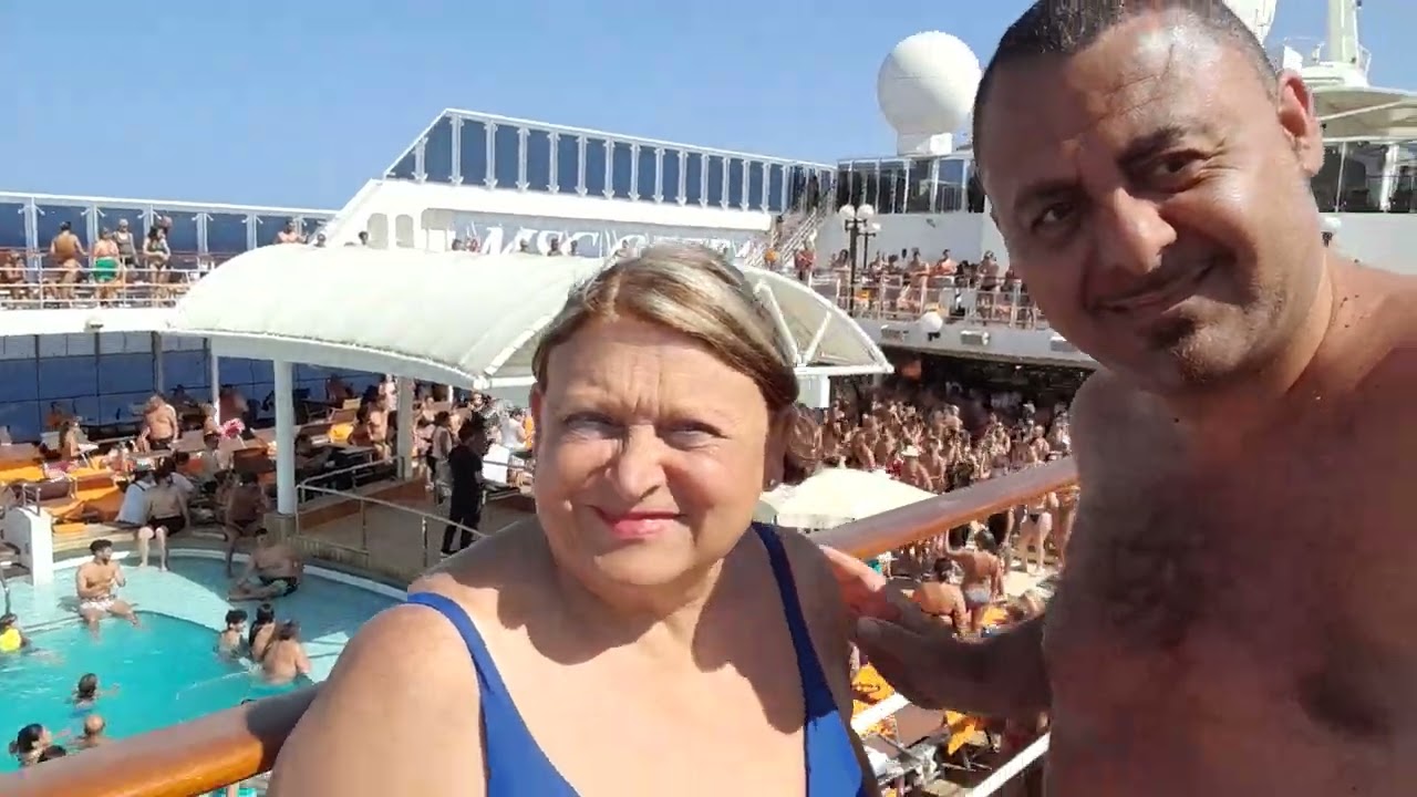 Msc opera Piscina Ballare Musica bellissimo 😎❤️😍 21/07/2023 😍❤️😎