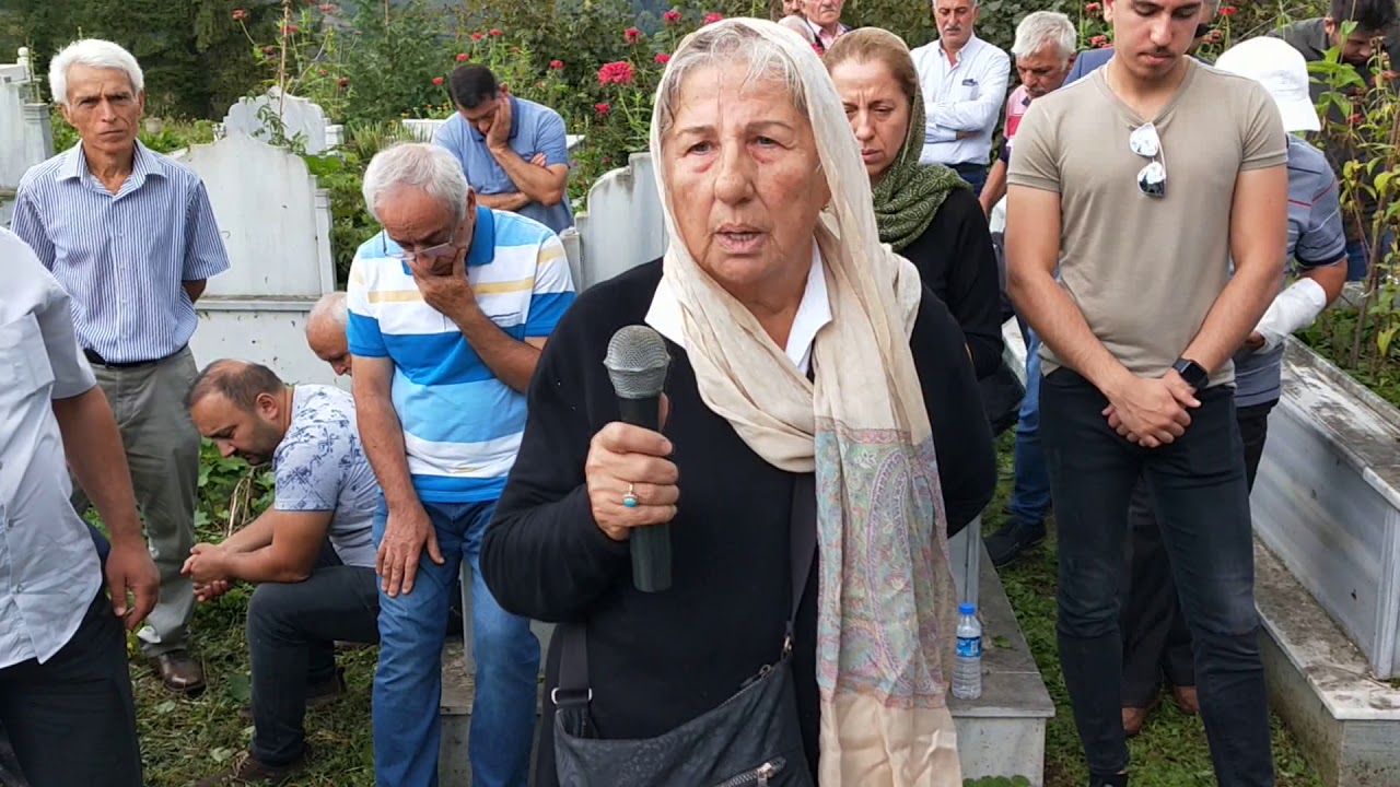 Emniyet Müdürü Cevat Yurdakul mezarı başında anıldı