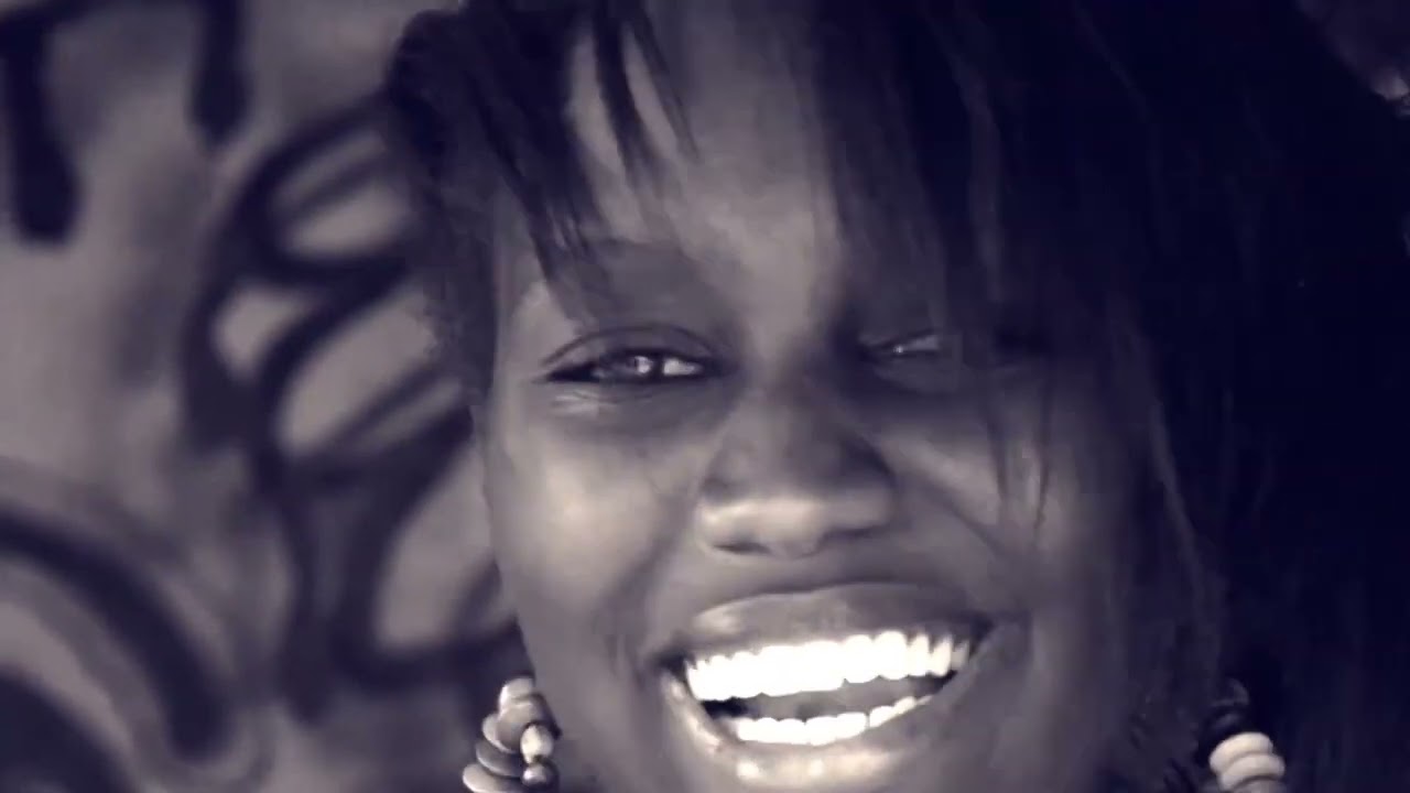 ODA PACCY - NDI UWAWE mp4