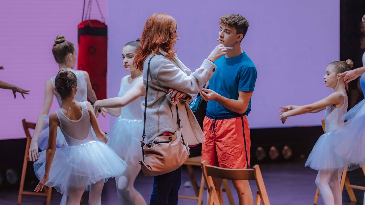 Extracto de “Brillad” (Shine) del musical Billy Elliot para el Festival Cibra.