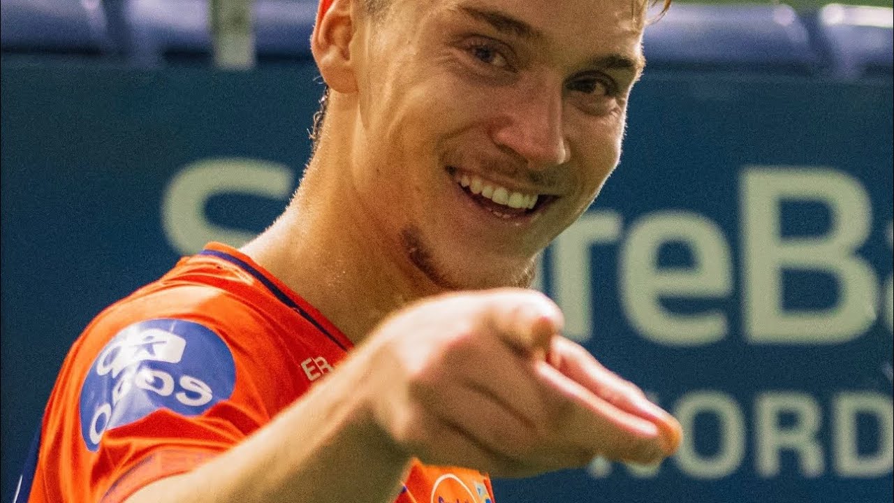 Aafk Åsane 3-0. Focus on Nikolai Skuseth's MVP performance. The 2m Giant Viking