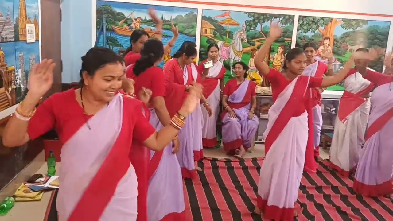 Itikli mitikili dance by our gurumaa