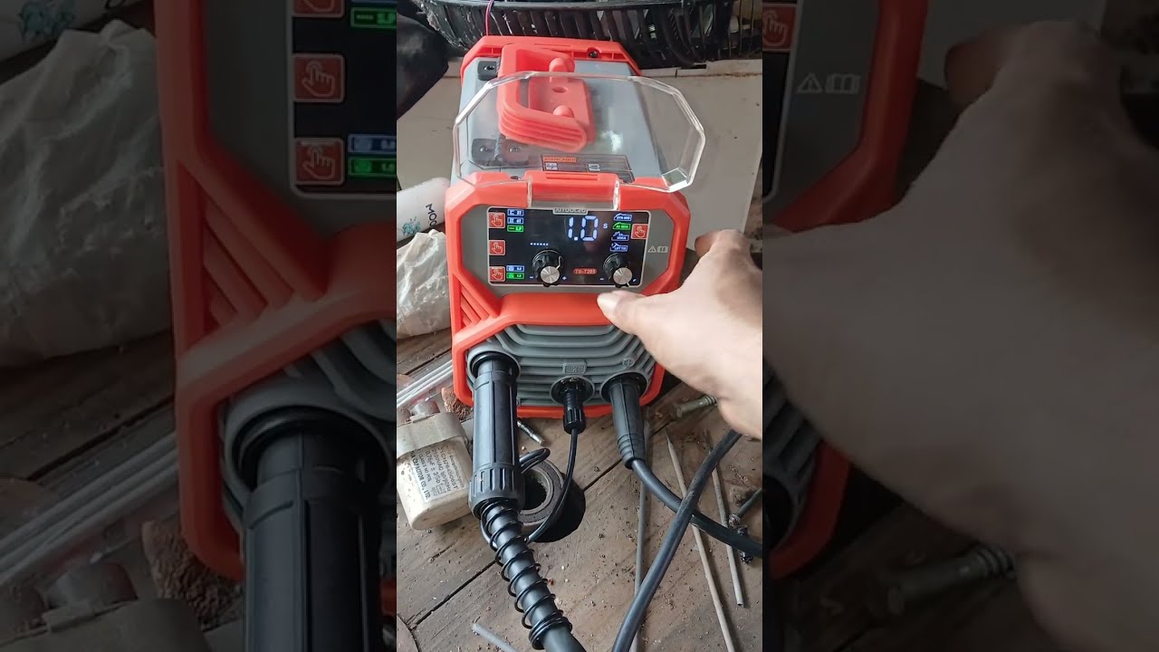 Maquina de solda mig aitoolzo 200a função ia fazendo um emenda em uma mola para carretinha 