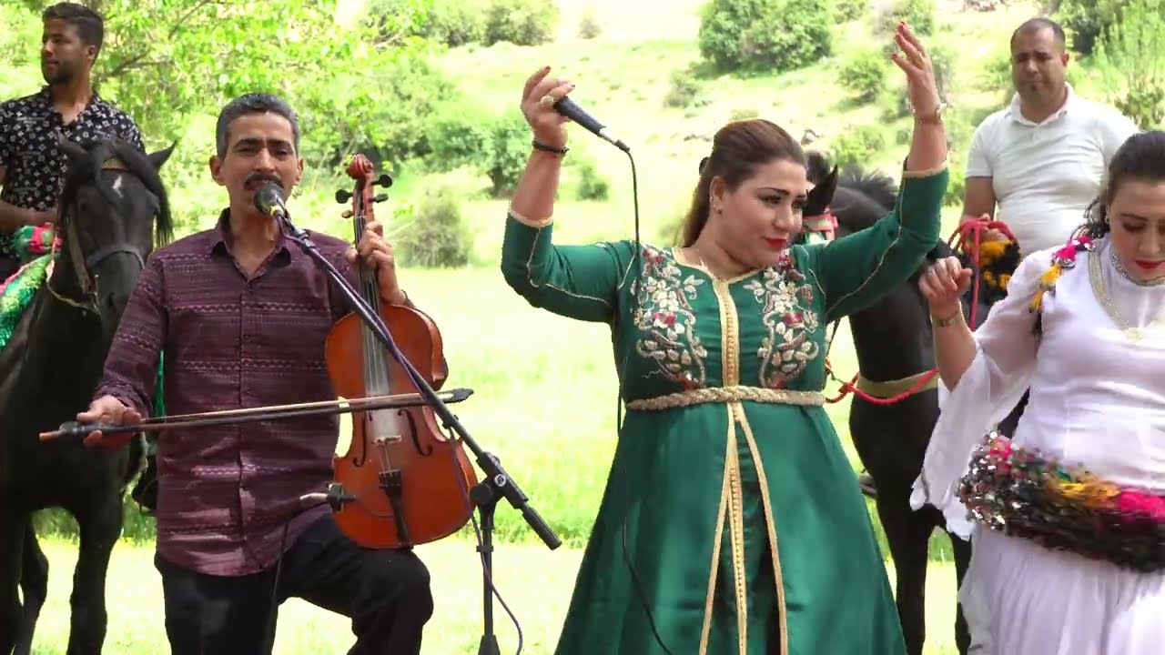 جديد الفنانه المتالقة نجاة ايموزار مع الفنان حسن اغرغوز والمجموعة
