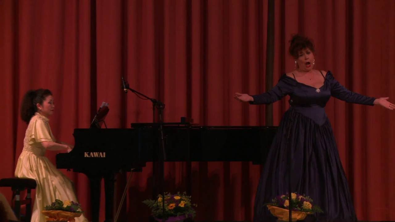 Belcanto Italiano with G.Rossini - Marzellina, Il barbiere di Seviglia