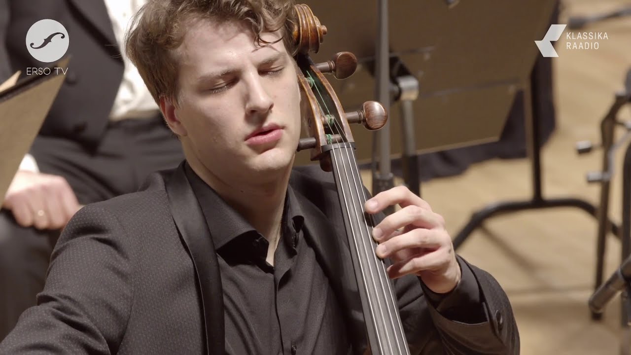 Bach: Sarabande from the 6th cello suite - Marcel Johannes Kits