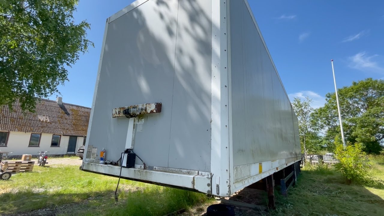 K&oslash;b S&aelig;ttevogn Schmitz Cargobull p&aring; Klaravik