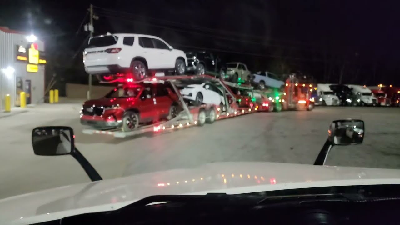Live action trucking from Waco Georgia headed towards Kansas City 2-10-25